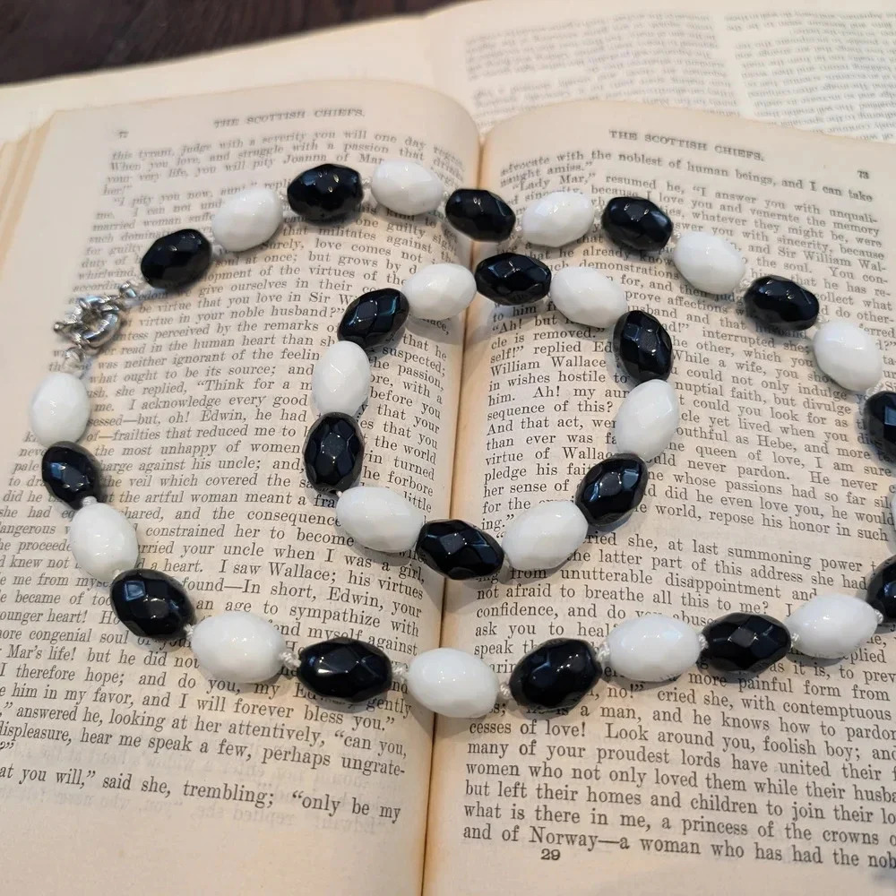 Elegant Black and White Beaded Necklace